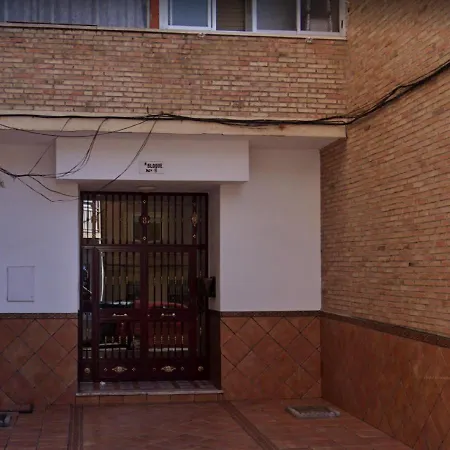 Apartamento 3 Dormitorios Frente A Hospital De Traumatologia Granada Exterior photo