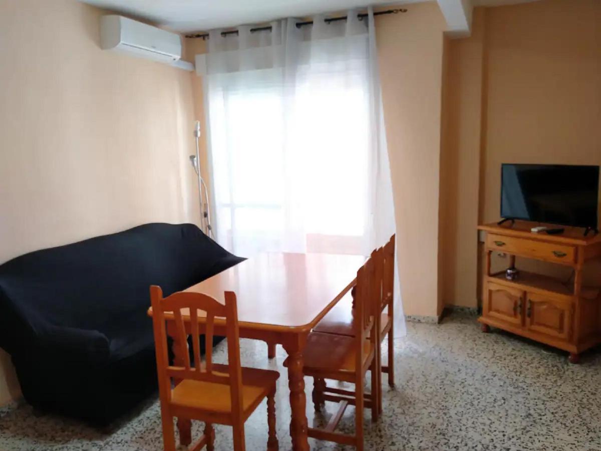 3 Frente A Hospital De Traumatologia Apartment Granada